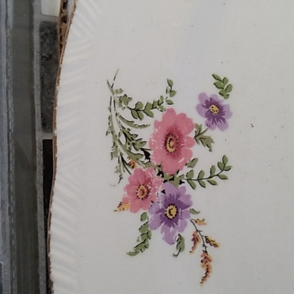 Antique Homer Laughlin platter Made in Newell WV in August 1915 - Picture 3 of 6